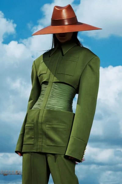 Look 9